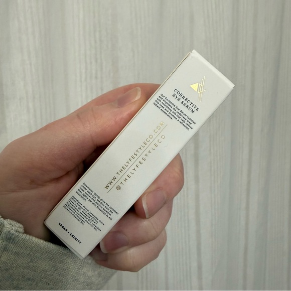 NIB❄️ The Lyfestyle Co. Corrective Eye Serum - Picture 3 of 4